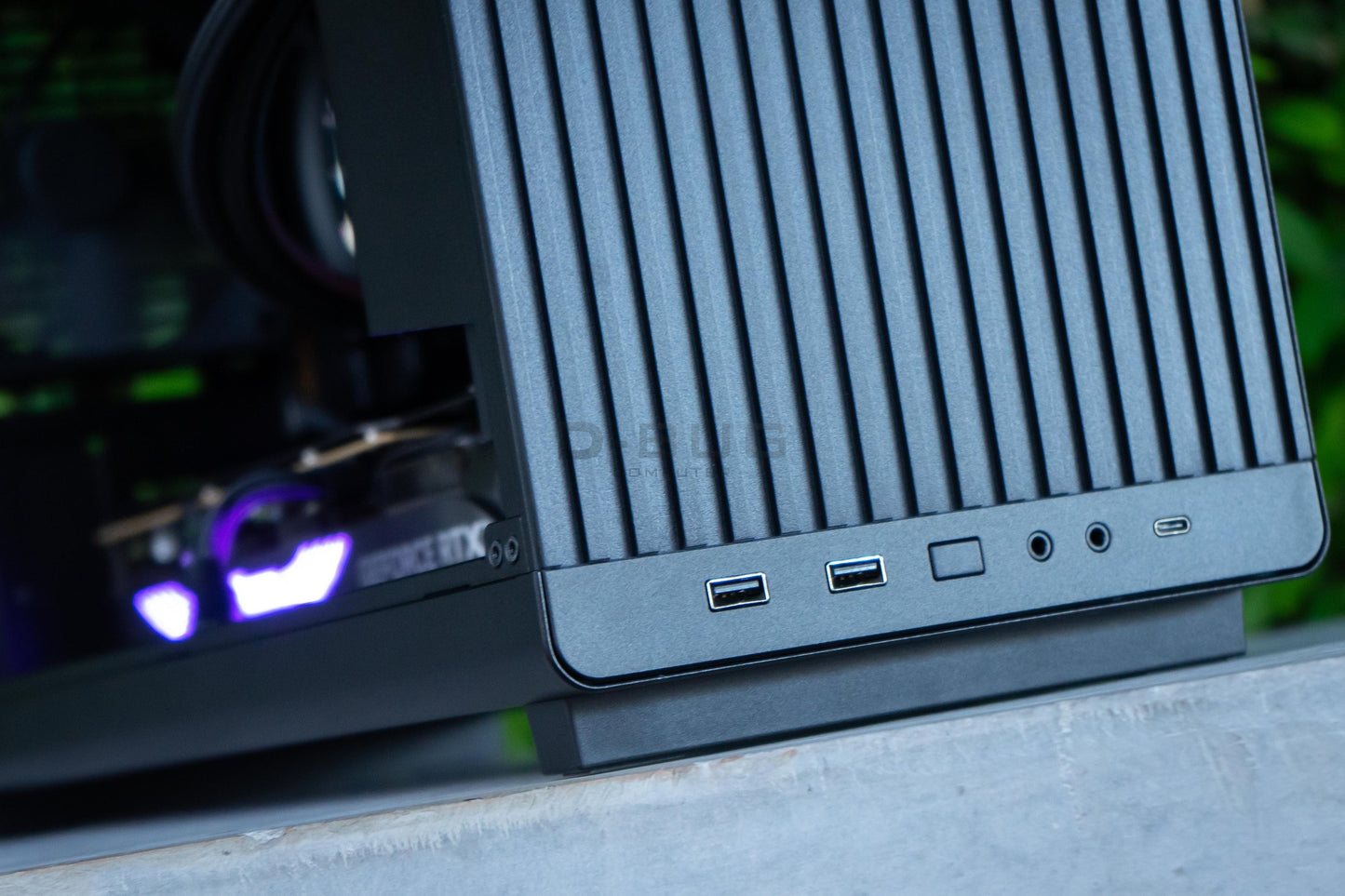 TREX LV16 (Mini-iTX) RYZEN7-7800X3D / GAMING GEFORCE RTX 4080 SUPER | DBUG671206 D-BUG COMPUTER