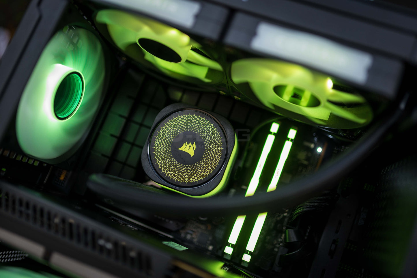 TREX LV17 (Mini-iTX) INTEL CORE i7-14700K / RTX 4080 SUPER X3 BLACK OC 16GB | DBUG680201