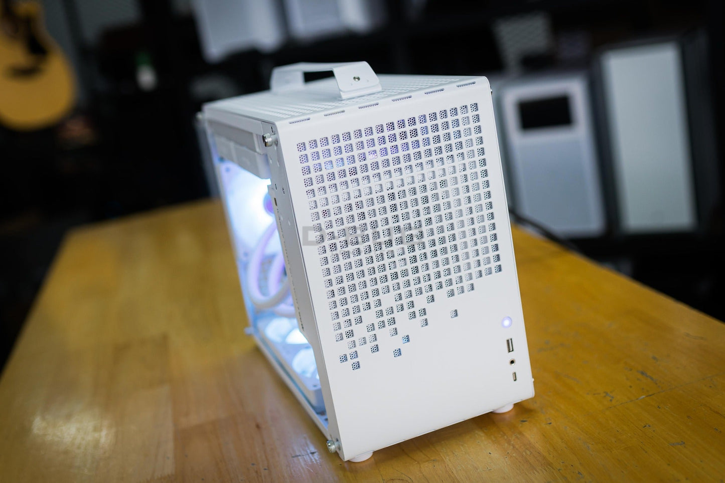 Mozilla LV188 (คอมประกอบ) CPU CORE Ultra 5-235 / RTX5060 Ti OC WHITE 16GB | DBUG6807301 D-BUG COMPUTER