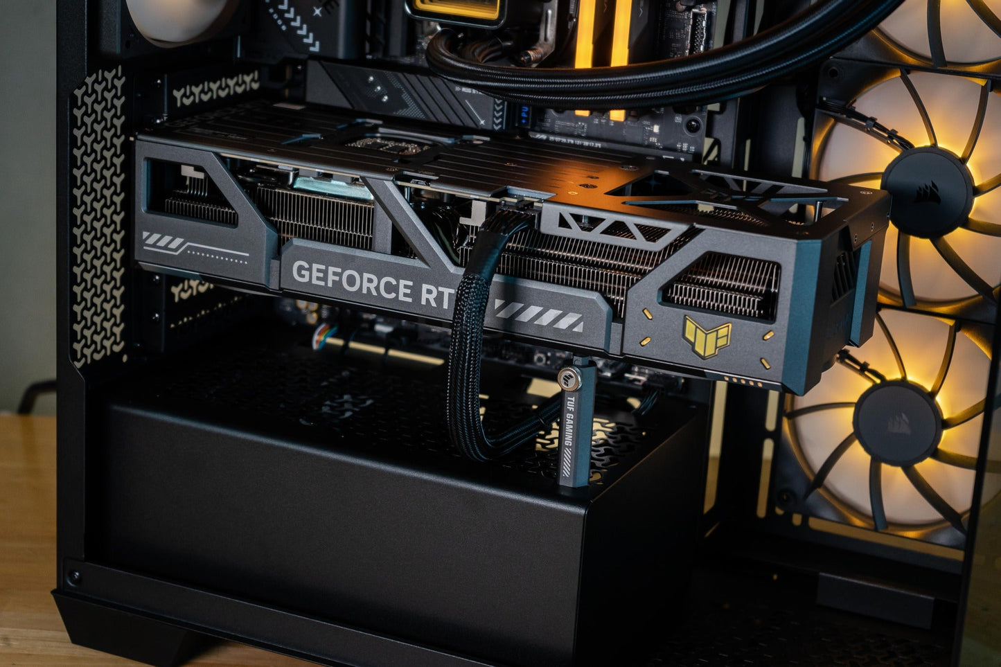 Mozilla LV197 (คอมประกอบ) CPU AMD RYZEN 7-9800X3D / RTX5090 TUF GAMING OC 32GB | DBUG6808141 D-BUG COMPUTER