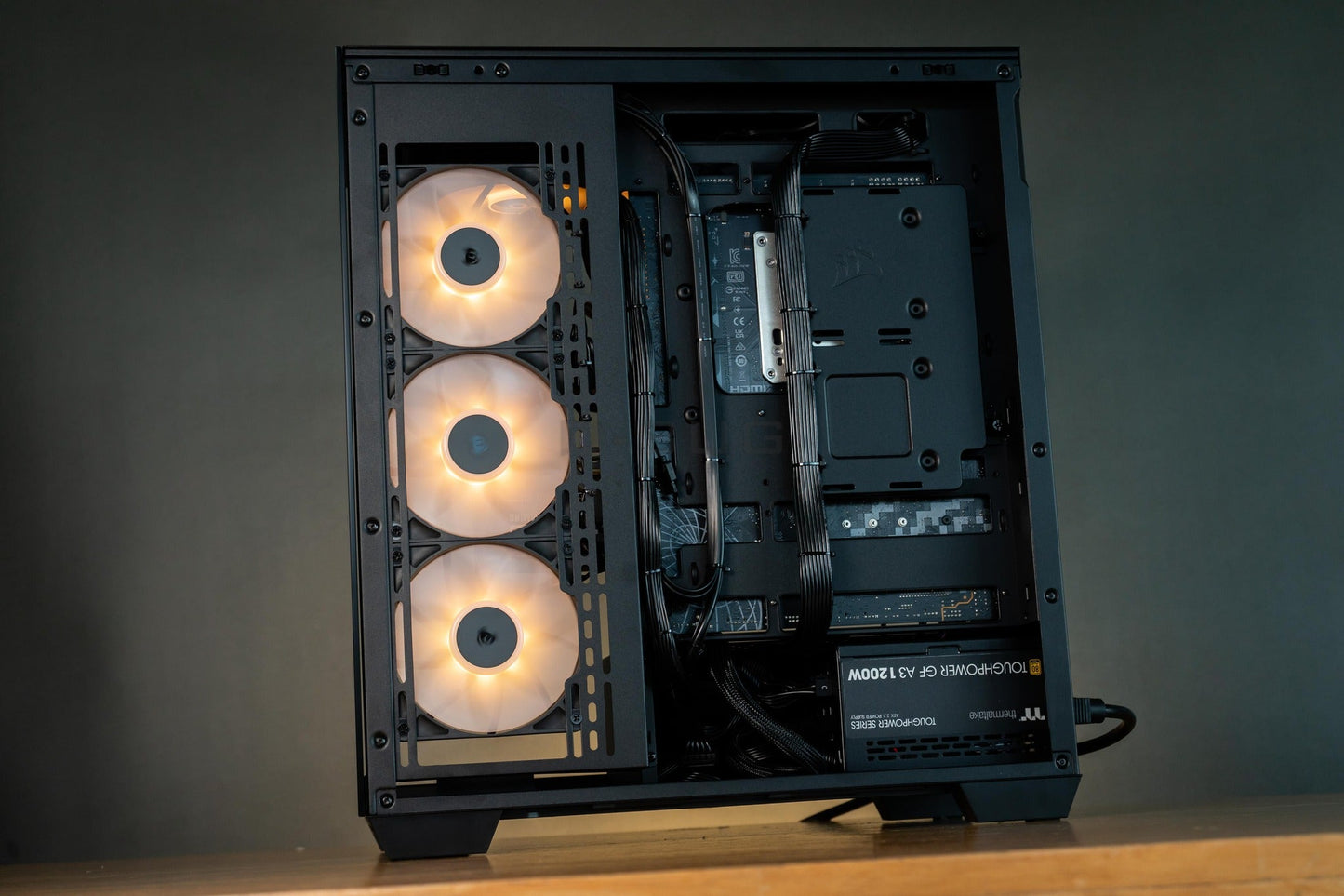 Mozilla LV197 (คอมประกอบ) CPU AMD RYZEN 7-9800X3D / RTX5090 TUF GAMING OC 32GB | DBUG6808141 D-BUG COMPUTER