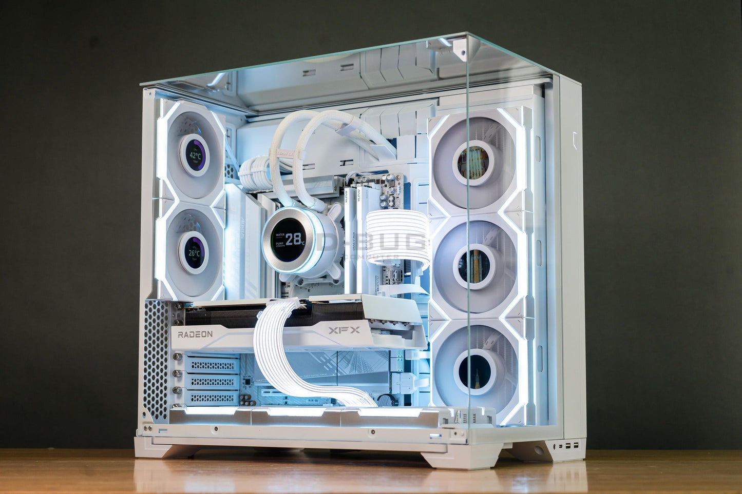 Mozilla LV200 (คอมประกอบ) CPU AMD RYZEN / RTX5090 ASTRAL OC 32GB | DBUG680816 D-BUG COMPUTER