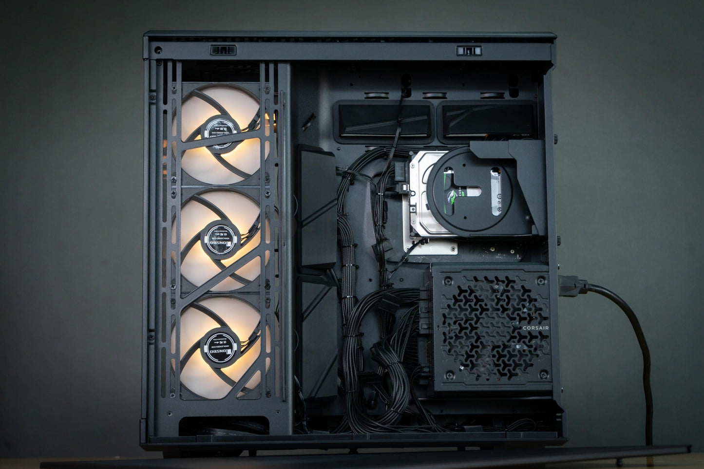 Mozilla LV205 (คอมประกอบ) CPU AMD RYZEN7-9800X3D / RTX 5070 TI X3 OC - 16GB GDDR7 | DBUG680824 D-BUG COMPUTER