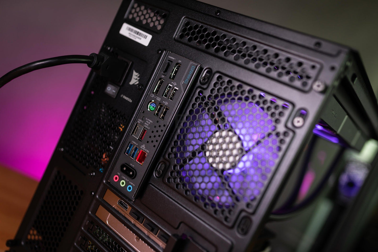 Mozilla LV224 (คอมประกอบ) CPU AMD  RYZEN 7-9800X3D /   RTX 5070 12G VENTUS 2X OC  | DBUG681015 D-BUG COMPUTER