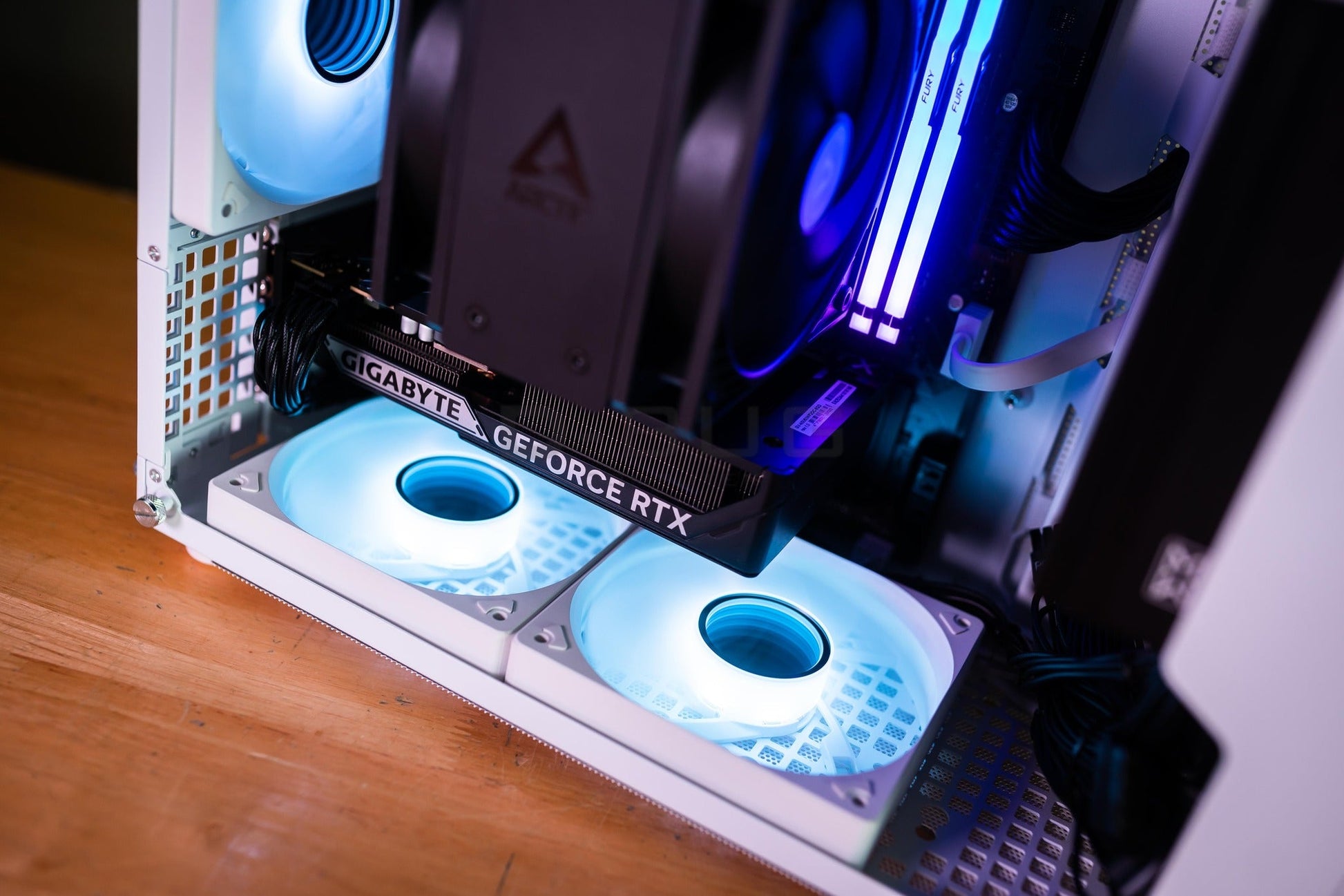 Mozilla LV229 (คอมประกอบ) CPU AMD RYZEN5-9600X   / RTX 5060 OC 8GB | DBUG681021 D-BUG COMPUTER