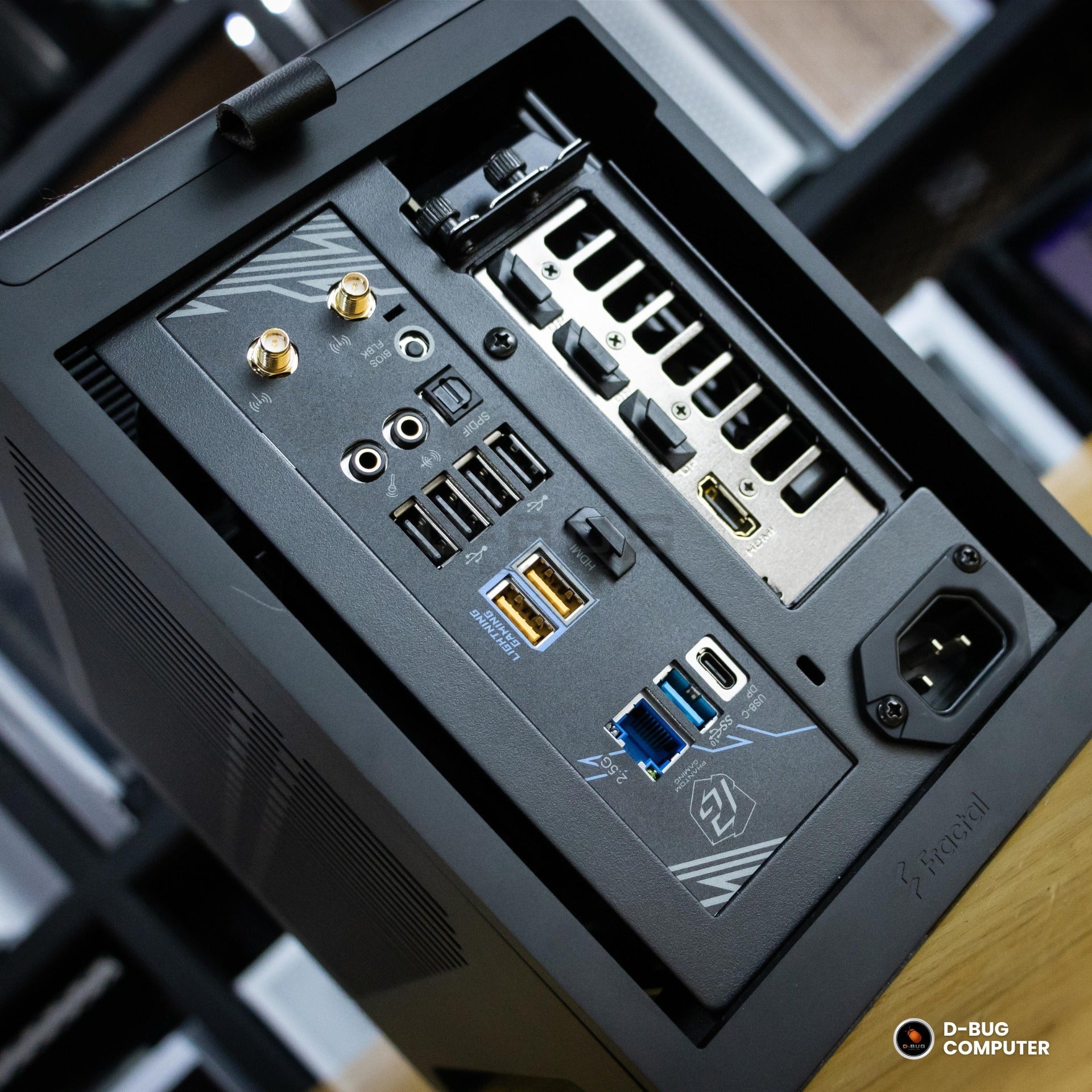 TREX LV18 (Mini-iTX) CPU AMD Ryzen 5 7600 / RTX5070 TI WINDFORCE SFF OC 16GB| DBUG680711 D-BUG COMPUTER