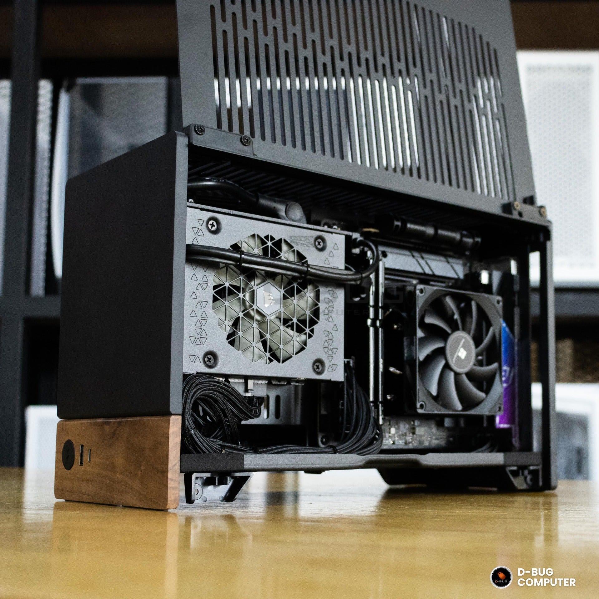 TREX LV18 (Mini-iTX) CPU AMD Ryzen 5 7600 / RTX5070 TI WINDFORCE SFF OC 16GB| DBUG680711 D-BUG COMPUTER