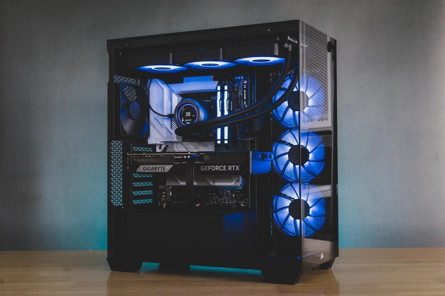 Mozilla LV185 (คอมประกอบ) CPU  Intel Ultra7 265K /  RTX5070 TI WFOC SFF 16GB | DBUG680726 D-BUG COMPUTER