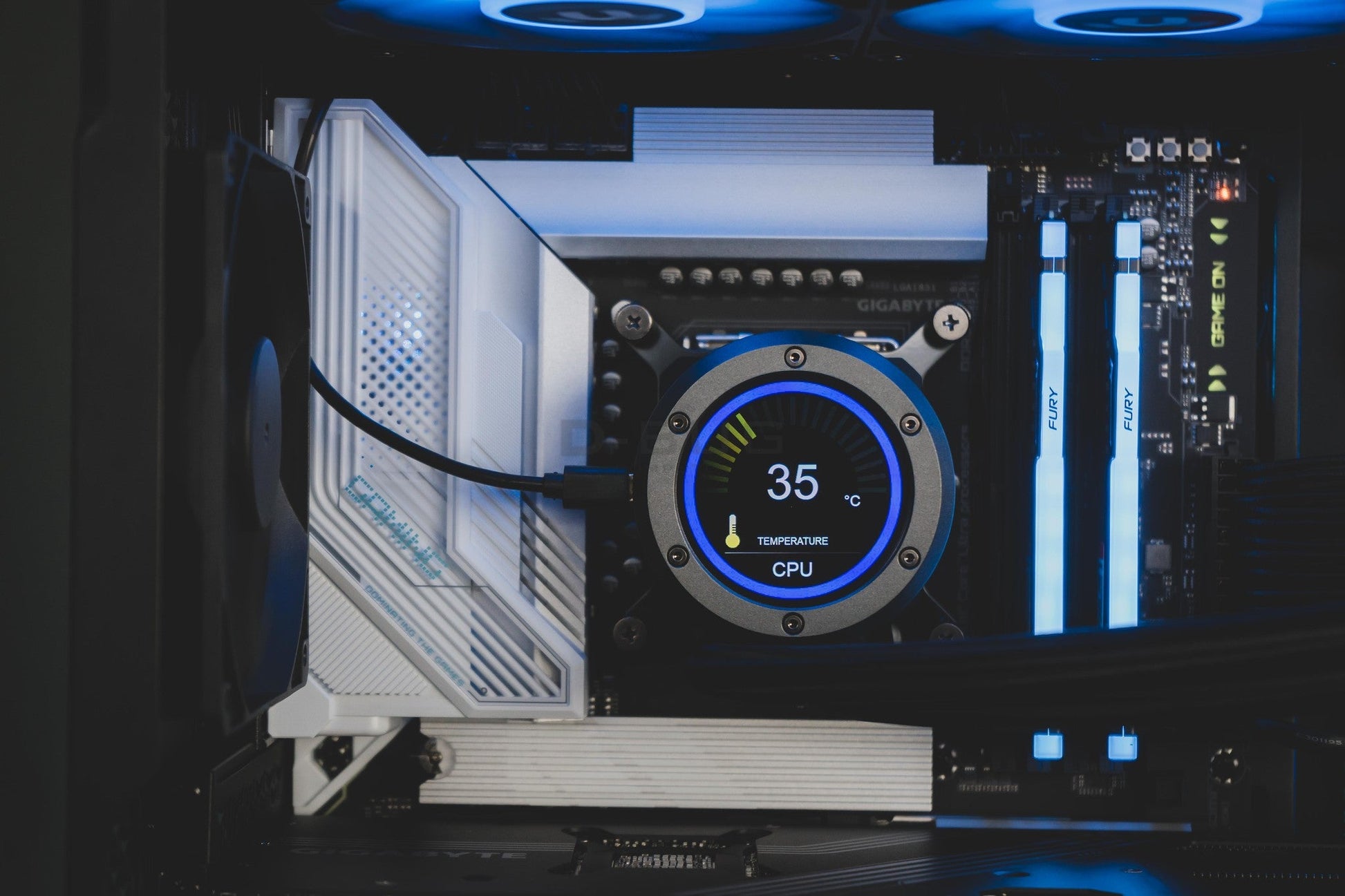 Mozilla LV185 (คอมประกอบ) CPU  Intel Ultra7 265K /  RTX5070 TI WFOC SFF 16GB | DBUG680726 D-BUG COMPUTER