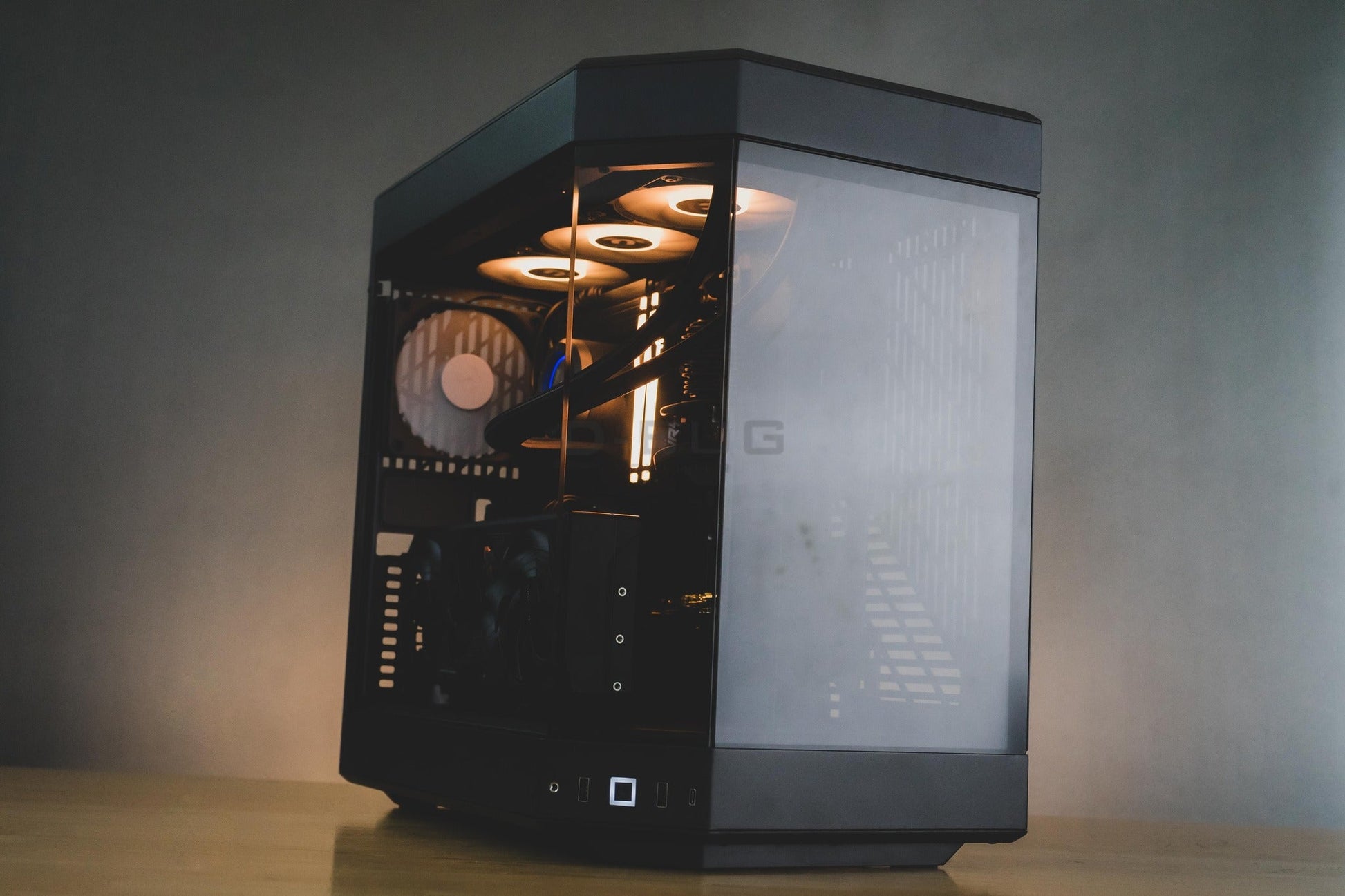Mozilla LV183 (คอมประกอบ) CPU  Intel Ultra7 265 /  RTX™ 5070 Ti WINDFORCE OC SFF 16GB | DBUG680725 D-BUG COMPUTER
