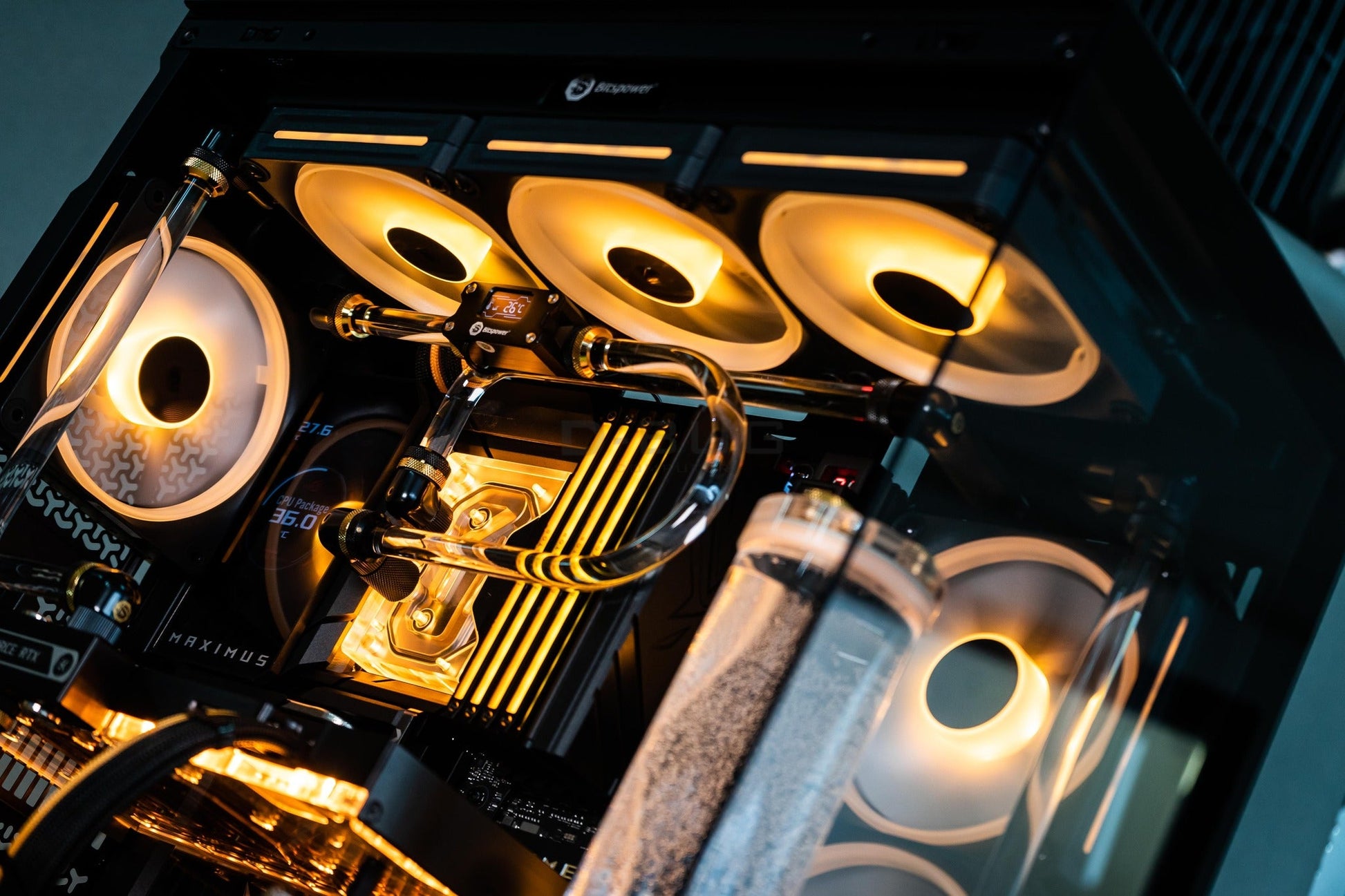 VIBRA LV21 (คอมระบบน้ำเปิด) Intel Ultra 9-285K  / RTX5090 ASTRAL OC 32GB  | DBUG6807315 D-BUG COMPUTER