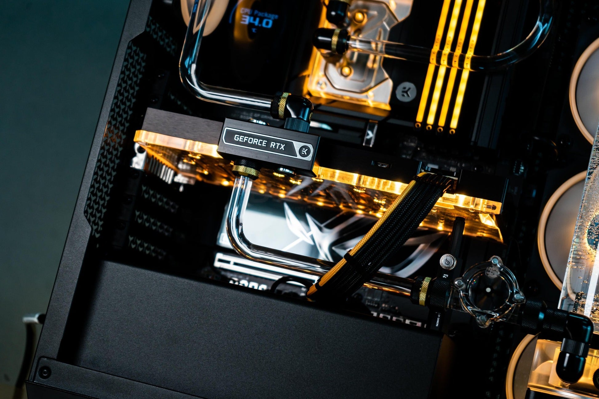 VIBRA LV21 (คอมระบบน้ำเปิด) Intel Ultra 9-285K  / RTX5090 ASTRAL OC 32GB  | DBUG6807315 D-BUG COMPUTER