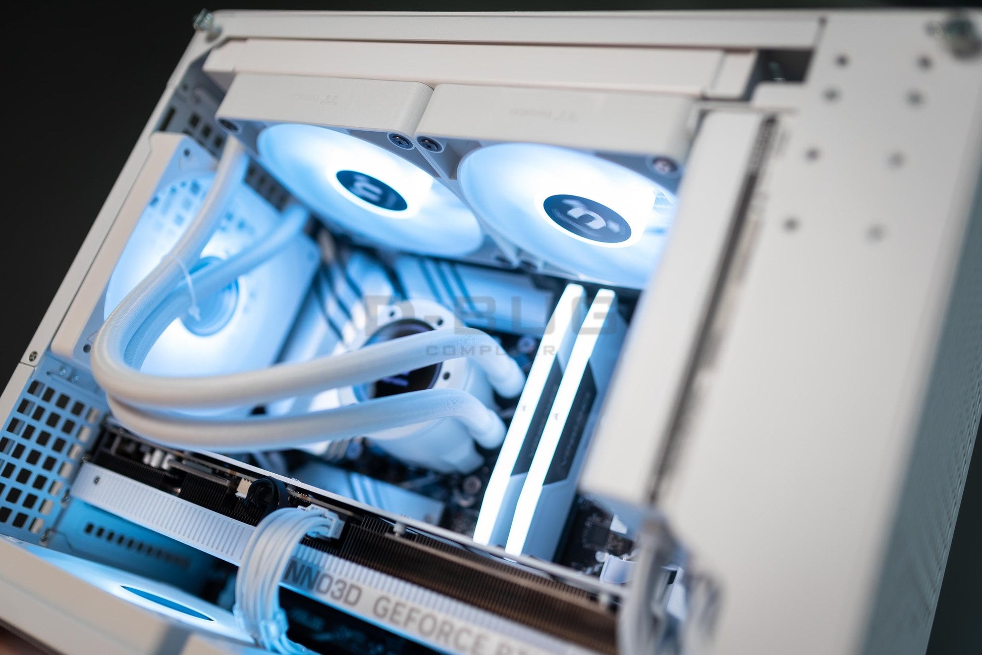 Mozilla LV208 (คอมประกอบ) CPU intel GEN14 CORE i7-14700K / RTX5070 Ti 16GB White | DBUG680828 D-BUG COMPUTER