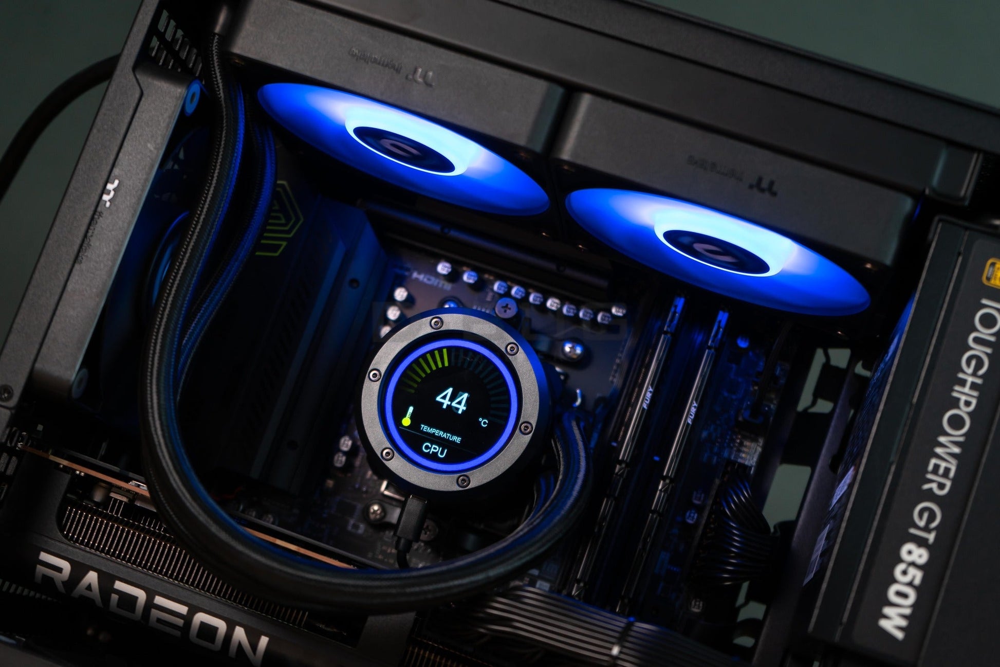Mozilla LV210 (คอมประกอบ) CPU AMD RYZEN7-9800x3d    / RX 9070 XT 16GB GDDR6    | DBUG680901 D-BUG COMPUTER