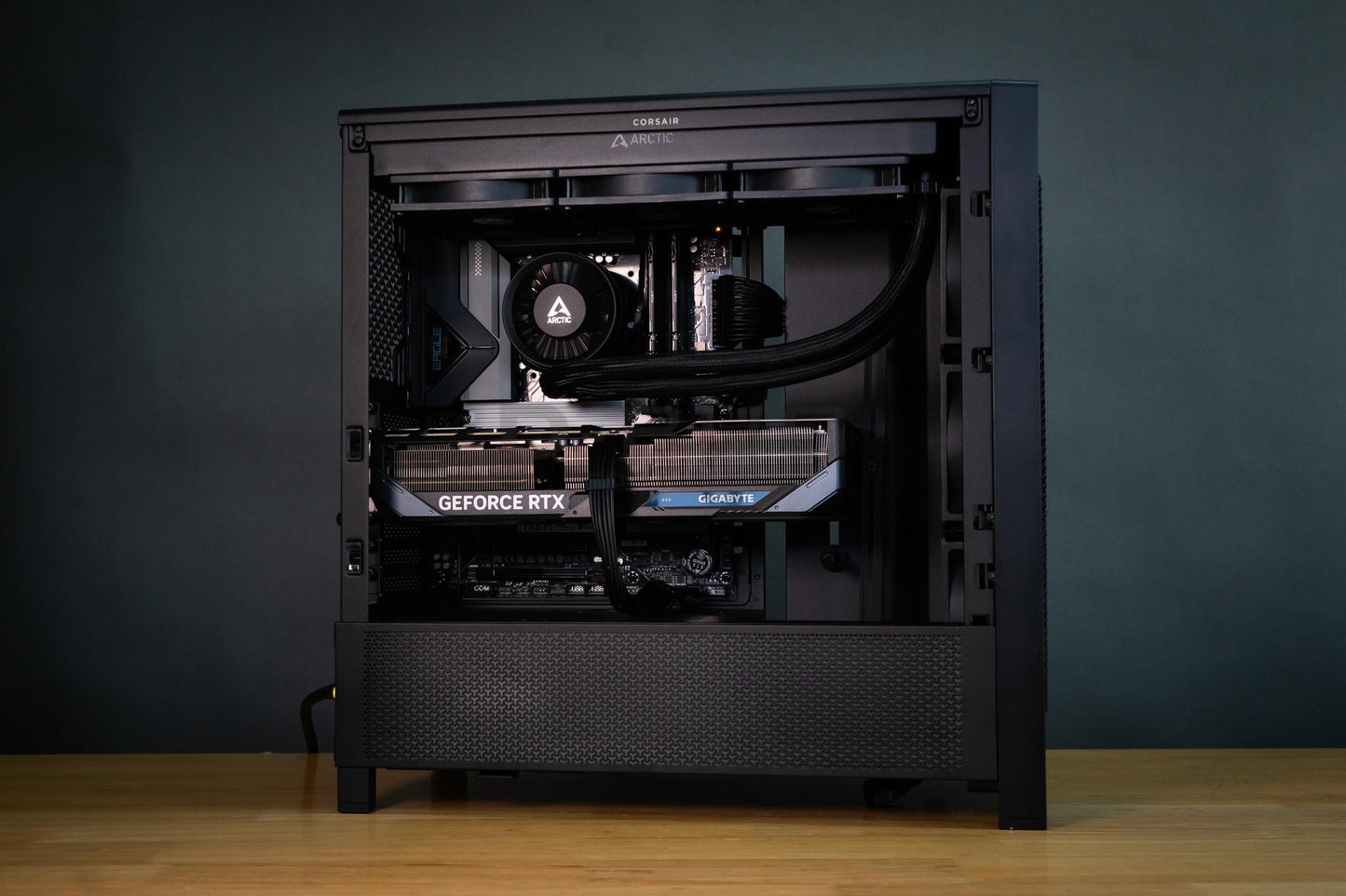 Mozilla LV215 (คอมประกอบ) CPU INTEL CORE ULTRA7 265K /  RTX 5080 WINDFORCE OC SFF 16GB   | DBUG680913 D-BUG COMPUTER