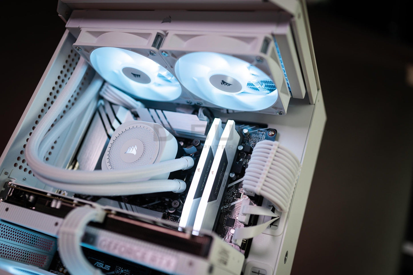 Mozilla LV221 (คอมประกอบ) CPU INTEL CORE I5 14500 / RTX5060 TI OC X2 WHITE 16GB | DBUG681005 D-BUG COMPUTER