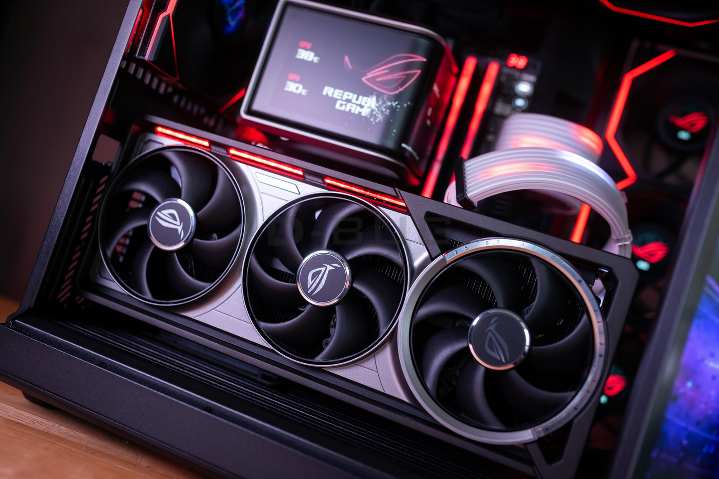 Mozilla LV231 (คอมประกอบ) CPU AMD RYZEN9-9950X3D  /  RTX 5090 32GB GDDR7 OC EDITION  | DBUG681114