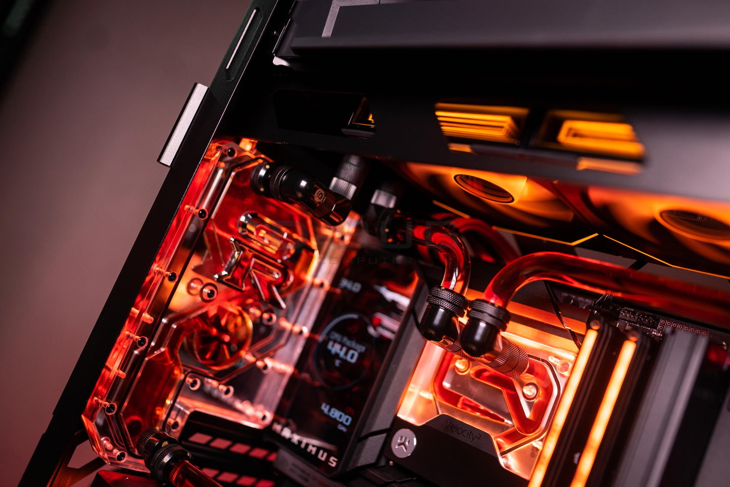 VIBRA LV21 (คอมระบบน้ำเปิด) INTEL Core Ultra 9-285K /RTX5090 ASTRAL OC 32GB  | DBUG681114