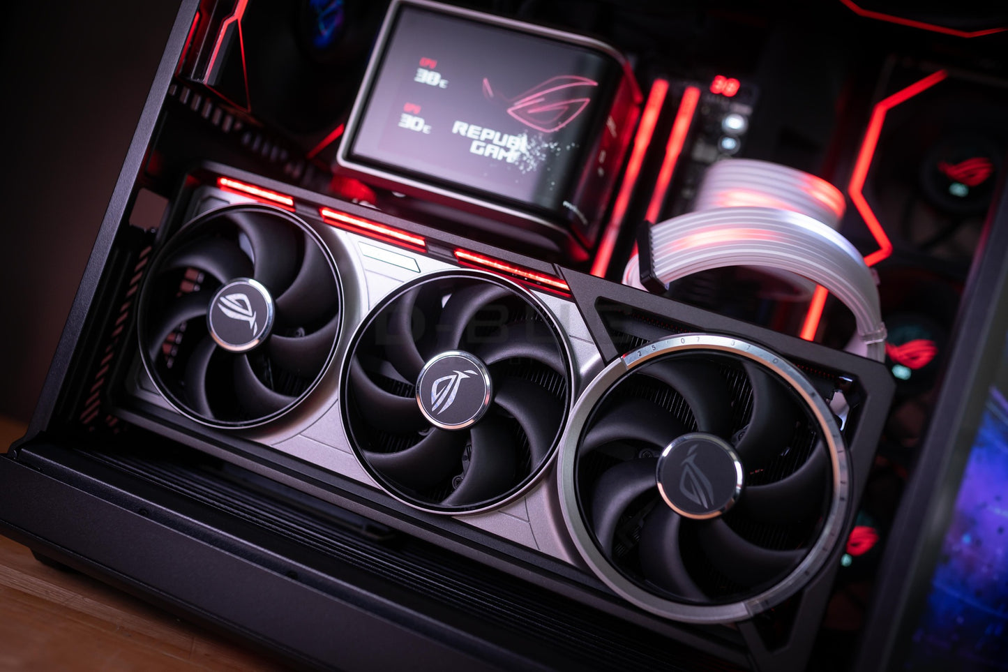 Mozilla LV231 (คอมประกอบ) CPU AMD RYZEN9-9950X3D  /  RTX 5090 32GB GDDR7 OC EDITION  | DBUG681114