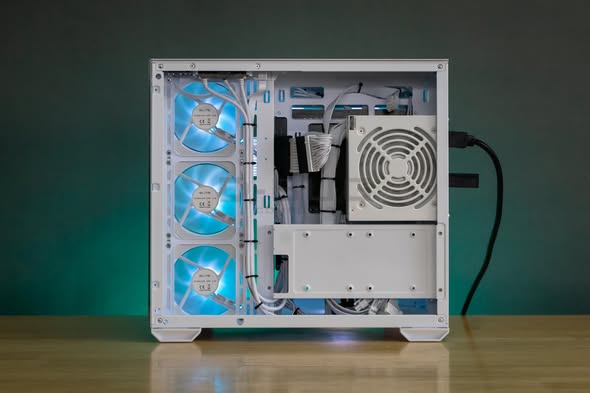 Mozilla LV233 (คอมประกอบ) CPU INTEL CORE I7-14700F /  RTX 5060 TI TWIN EDGE WHITE OC 16GB | DBUG681225