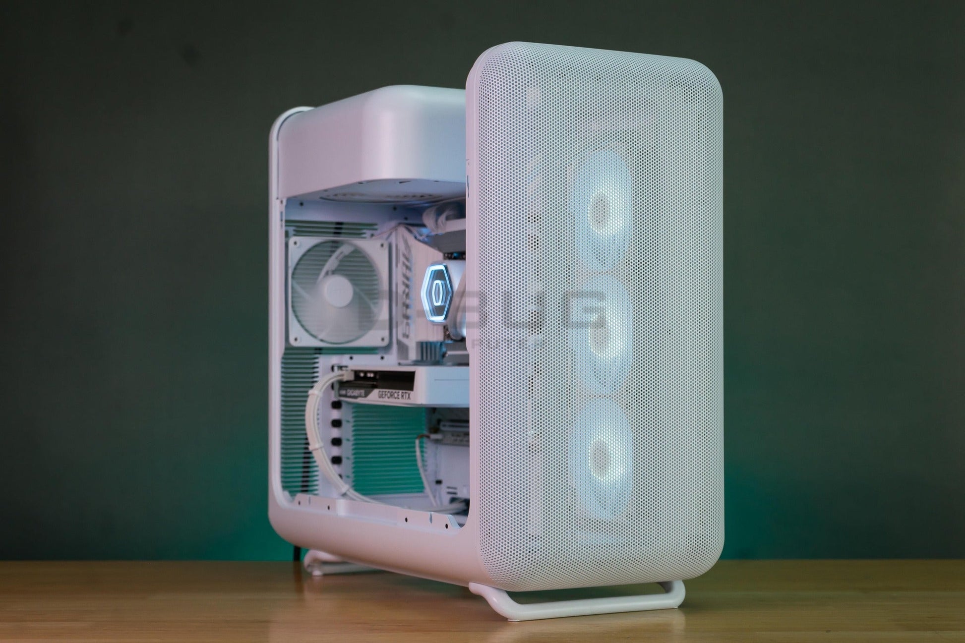 Mozilla LV236 (คอมประกอบ) CPU INTEL CORE ULTRA5-225F  /  RTX 5060TI 8GB WHITE | DBUG6901031 D-BUG COMPUTER