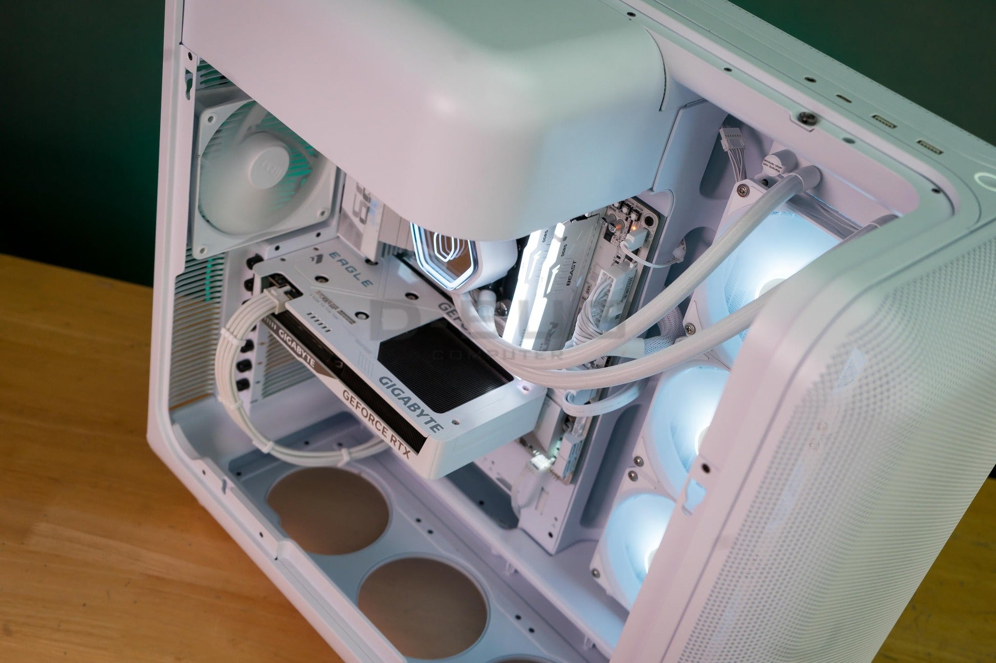 Mozilla LV236 (คอมประกอบ) CPU INTEL CORE ULTRA5-225F  /  RTX 5060TI 8GB WHITE | DBUG6901031 D-BUG COMPUTER
