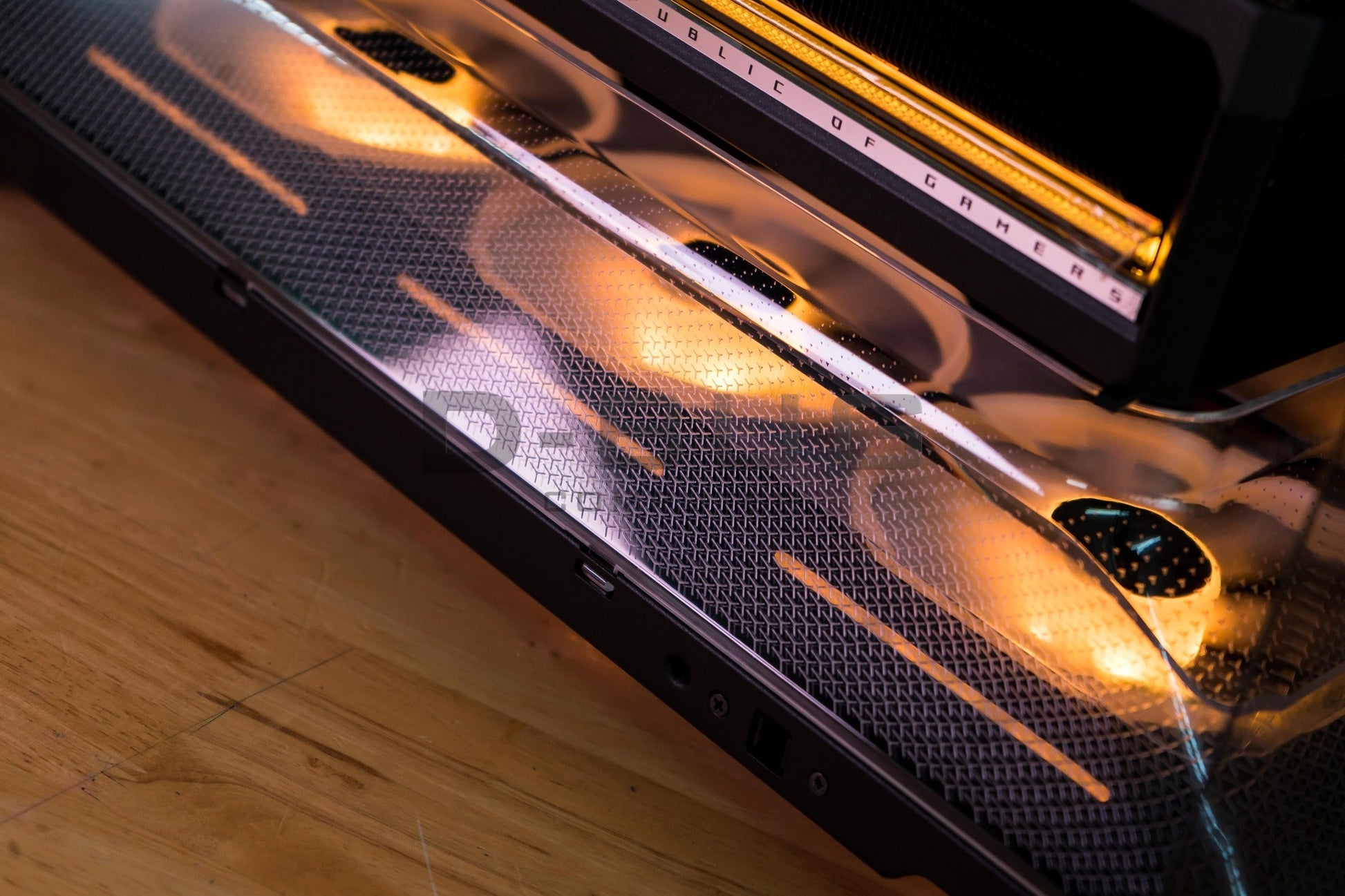 Mozilla LV238 (คอมประกอบ) CPU INTEL CORE  Ultra 9-285K /  RTX5080 Astral Gaming OC 16GB | DBUG690105 D-BUG COMPUTER